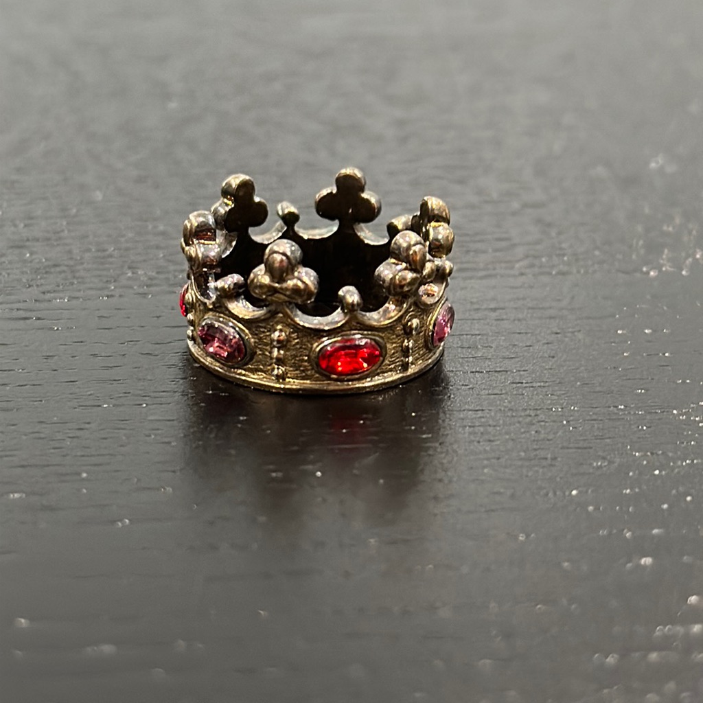 Crown Ring  7